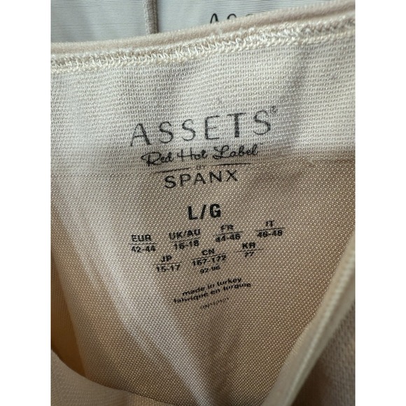Spanx‎ Shapewear Bodysuit Large Beige Nude Adjustable Shorts Stretch.  K32 - Picture 2 of 5